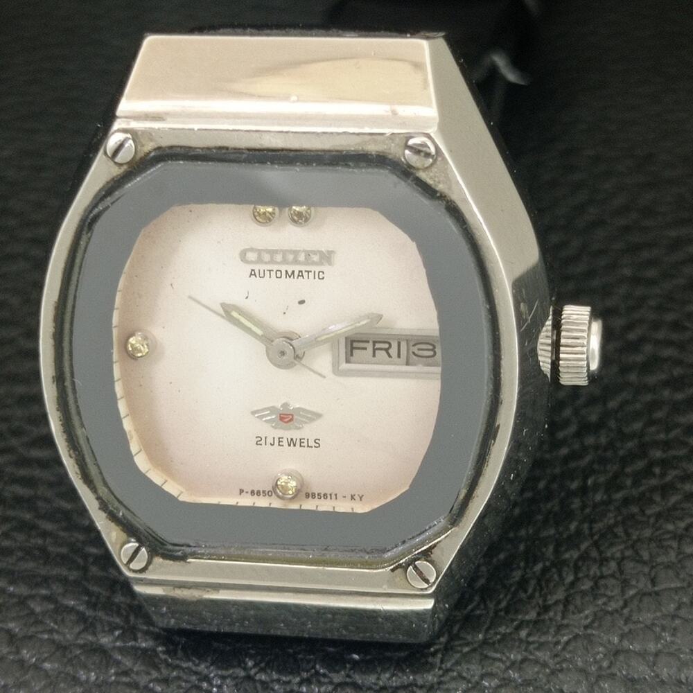 Vintage 1978 Citizen Automatic Womans Silver Watch W/daydate & White accents - Picture 3 of 10